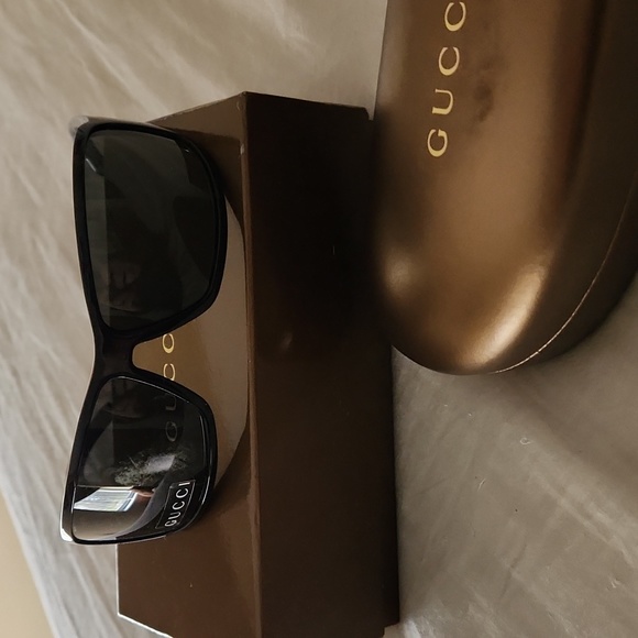 Gucci Black Sunglasses